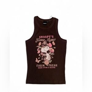 Peanuts brown pink farm fresh flower market Snoopy tank top in size small. New